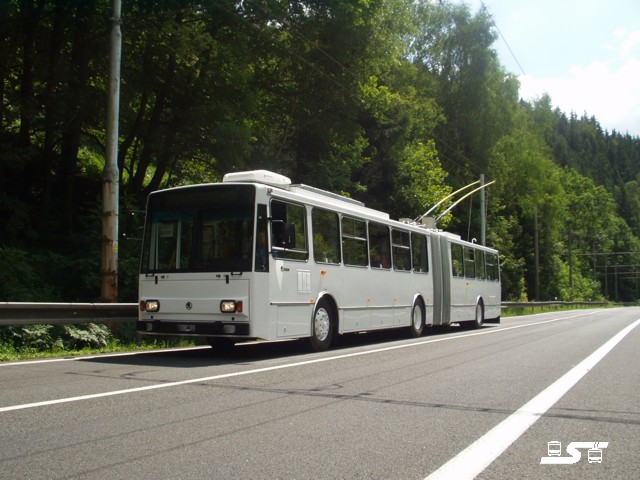 Kliknut�m okno zav�ete