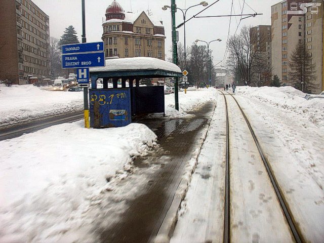 Kliknut�m okno zav�ete