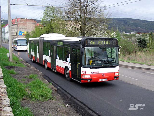 Kliknut�m okno zav�ete