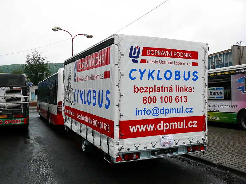 Kliknut�m okno zav�ete