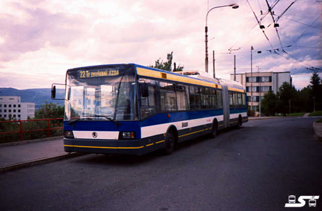 Kliknut�m okno zav�ete
