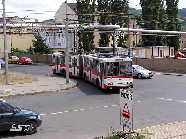Kliknut�m okno zav�ete