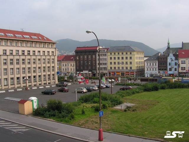 Kliknut�m okno zav�ete