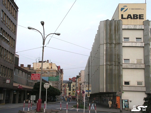 Kliknut�m okno zav�ete